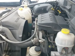 2008 Dodge 1500 ST z VIN 1D7HA18N38S523279, wystawiony jako IAAI lot #42588031 z przebiegiem 89 893 mil mil oraz . Historia ofert i sprzedaży dostępna na DreamBid. Obrazek 22.