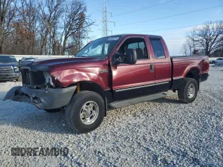 2000 Ford Super Duty F-250 XL with VIN 1FTNX21L7YEC58648, listed as a Copart auction lot 82404174 with 189,960 mi miles and Non Repairable. Bid and sale history available at carsss.com. Image 1.