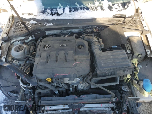 2015 Volkswagen Golf SEL z VIN 3VW2A7AU6FM045639, wystawiony jako Copart lot #41528135 z przebiegiem 150 875 mil mil oraz Szkoda całkowita • Salvage title. Historia ofert i sprzedaży dostępna na DreamBid. Obrazek 11.