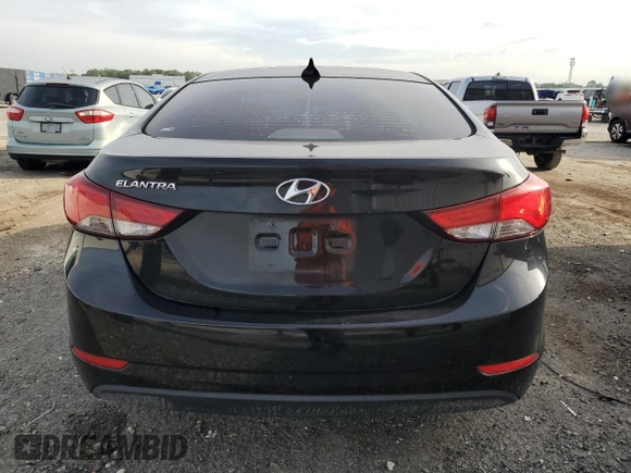 2016 Hyundai Elantra SE с VIN KMHDH4AE8GU646039, выставлен на аукционе Copart как лот 57899785 с пробегом 67 447 миль миль и Списание • Salvage title. История ставок и продаж доступна на DreamBid. Изображение 6.