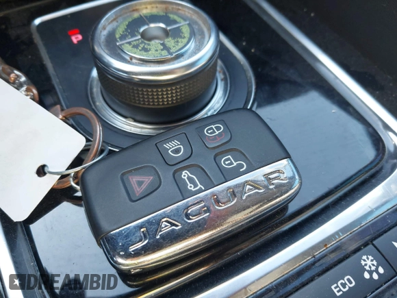 2018 Jaguar F-Pace 25t Prestige with VIN SADCK2FXXJA326749, listed as a IAAI auction lot 41292506 with 34,643 mi miles and . Bid and sale history available at DreamBid. Image 11.