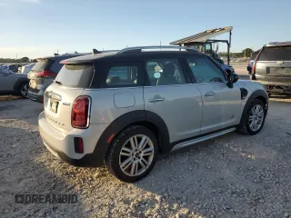 2022 MINI Countryman Cooper with VIN WMZ43BR00N3N70142, listed as a Copart auction lot 86846004 with 38,921 mi miles and Clean title. Bid and sale history available at DreamBid. Image 3.