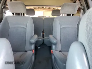 2005 Dodge Caravan SXT with VIN 1D4GP45R15B181360, listed as a Copart auction lot 61221005 with 229,828 mi miles and Salvage title. Bid and sale history available at DreamBid. Image 10.
