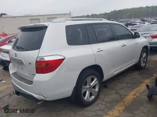 2008 Toyota Highlander Limited with VIN JTEES42A182073533, listed as a IAAI auction lot 41900282 with 222,084 mi miles. Bid and sale history available at carsss.com. Image 4.