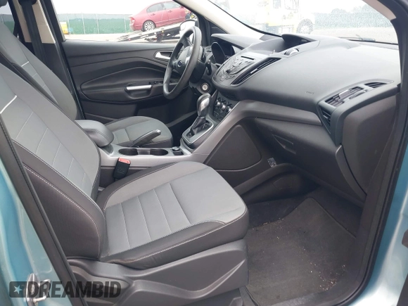2013 Ford Escape SE with VIN 1FMCU9G97DUB37456, listed as a IAAI auction lot 42542046 with 150,919 mi miles and . Bid and sale history available at DreamBid. Image 5.