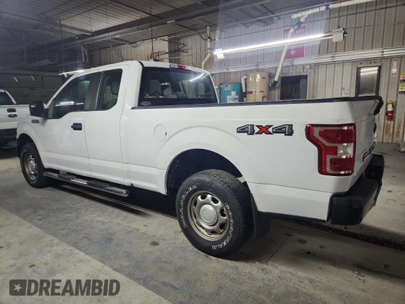 2018 Ford F-150 XL z VIN 1FTFX1E57JFD55486, wystawiony jako Copart lot #60833095 z przebiegiem 106 487 mil mil oraz Czysty tytuł • Clean title. Historia ofert i sprzedaży dostępna na DreamBid. Obrazek 2.
