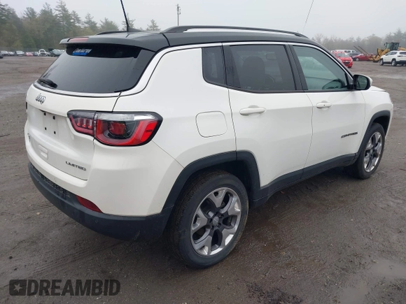 2020 Jeep Compass Limited z VIN 3C4NJDCB0LT233570, wystawiony jako IAAI lot #42182241 z przebiegiem 59 858 mil mil oraz . Historia ofert i sprzedaży dostępna na DreamBid. Obrazek 4.