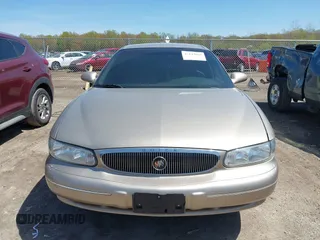 2001 Buick Century Custom with VIN 2G4WS52J611261772, listed as a IAAI auction lot 42143083 with Not Provided miles and . Bid and sale history available at carsss.com. Image 12.