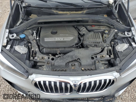 2020 BMW X1 xDrive28i с VIN WBXJG9C03L5P43018, выставлен на аукционе Copart как лот 61079135 с пробегом 45 750 миль миль и Списание • Salvage title. История ставок и продаж доступна на DreamBid. Изображение 12.