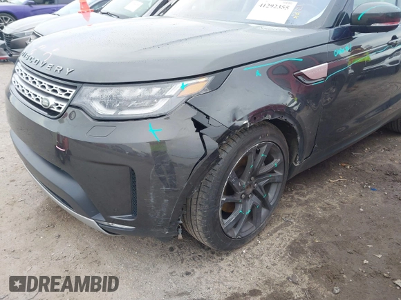 2018 Land Rover Discovery HSE with VIN SALRR2RV9JA064064, listed as a IAAI auction lot 41292355 with 94,430 mi miles and . Bid and sale history available at DreamBid. Image 6.
