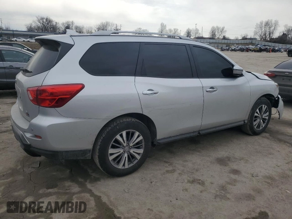 2020 Nissan Pathfinder SV with VIN 5N1DR2BN7LC602470, listed as a Copart auction lot 46803775 with 82,313 mi miles and Salvage Title. Bid and sale history available at carsss.com. Image 3.