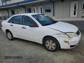 2007 Ford Focus S with VIN 1FAHP34N27W229136, listed as a Copart auction lot 52704755 with 322,968 mi miles and Salvage Title. Bid and sale history available at carsss.com. Image 4.