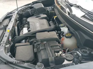 2020 Chevrolet Equinox LT z VIN 2GNAXKEV3L6263389, wystawiony jako IAAI lot #43278971 z przebiegiem 49 550 mil mil oraz . Historia ofert i sprzedaży dostępna na DreamBid. Obrazek 20.