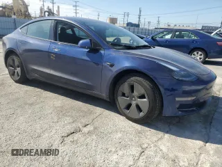 2023 Tesla Model 3 z VIN 5YJ3E1EA6PF649934, wystawiony jako Copart lot #47597395 z przebiegiem Nie podano mil oraz Szkoda całkowita • Salvage title. Historia ofert i sprzedaży dostępna na DreamBid. Obrazek 4.