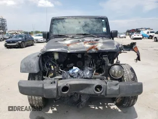 2008 Jeep Wrangler X z VIN 1J4FA24128L606443, wystawiony jako Copart lot #58347665 z przebiegiem Nie podano mil oraz Czysty tytuł • Clean title. Historia ofert i sprzedaży dostępna na DreamBid. Obrazek 5.
