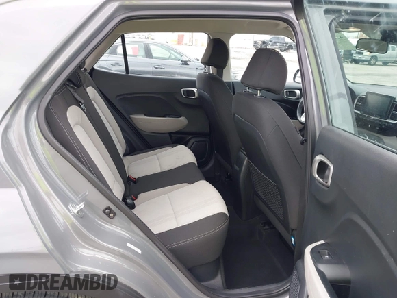 2021 Hyundai Venue SEL z VIN KMHRC8A32MU101718, wystawiony jako IAAI lot #42249456 z przebiegiem 36 800 mil mil oraz . Historia ofert i sprzedaży dostępna na DreamBid. Obrazek 8.