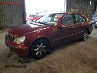 2003 Mercedes-Benz C 320 z VIN WDBRF64JX3E011458, wystawiony jako Copart lot #45239835 z przebiegiem 203 013 mil mil oraz Szkoda całkowita • Salvage title. Historia ofert i sprzedaży dostępna na DreamBid. Obrazek 1.
