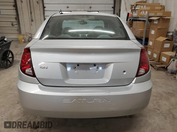 2006 Saturn ION z VIN 1G8AL55F56Z127010, wystawiony jako Copart lot #87758635 z przebiegiem 132 967 mil mil oraz Szkoda całkowita • Salvage title. Historia ofert i sprzedaży dostępna na DreamBid. Obrazek 6.