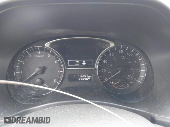 2014 Nissan Pathfinder S with VIN 5N1AR2MM1EC649794, listed as a IAAI auction lot 42611322 with 118,257 mi miles and . Bid and sale history available at DreamBid. Image 7.
