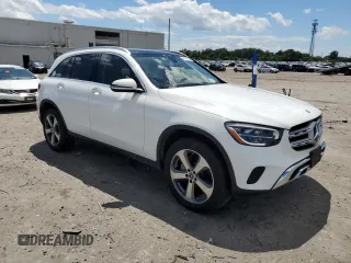 2020 Mercedes-Benz GLC 300 with VIN WDC0G8EB2LF723901, listed as a Copart auction lot 61234725 with 44,080 mi miles and Salvage title. Bid and sale history available at DreamBid. Image 4.