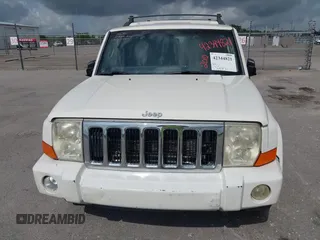 2010 Jeep Commander Sport z VIN 1J4RH4GK4AC140982, wystawiony jako IAAI lot #42344821 z przebiegiem 179 476 mil mil oraz . Historia ofert i sprzedaży dostępna na DreamBid. Obrazek 6.