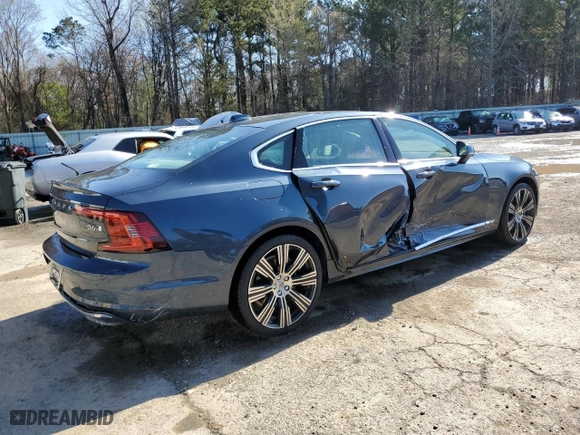 2023 Volvo S90 Plus with VIN LVY062MNXPP318279, listed as a Copart auction lot 45365435 with 17,982 mi miles and Salvage Title. Bid and sale history available at carsss.com. Image 3.