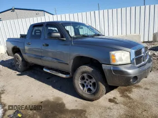 2006 Dodge Dakota SLT with VIN 1D7HW48K56S708147, listed as a Copart auction lot 88736805 with 235,292 mi miles and Clean Title. Bid and sale history available at carsss.com. Image 4.