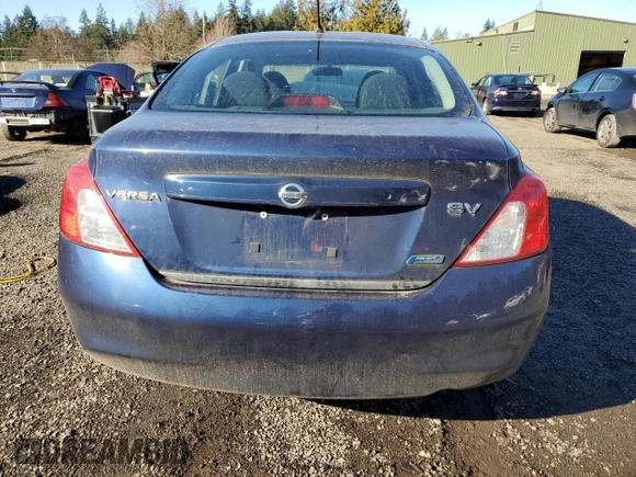 2012 Nissan Versa SV with VIN 3N1CN7AP6CL847182, listed as a Copart auction lot 47076275 with 137,493 mi miles and Salvage Title. Bid and sale history available at carsss.com. Image 6.