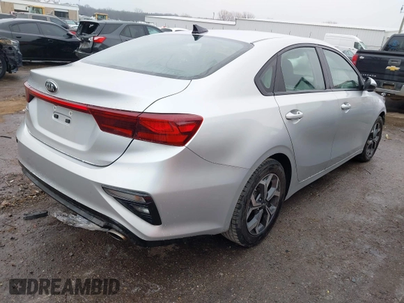 2019 Kia Forte LXS with VIN 3KPF24AD8KE075892, listed as a IAAI auction lot 41479410 with 106,609 mi miles. Bid and sale history available at carsss.com. Image 4.