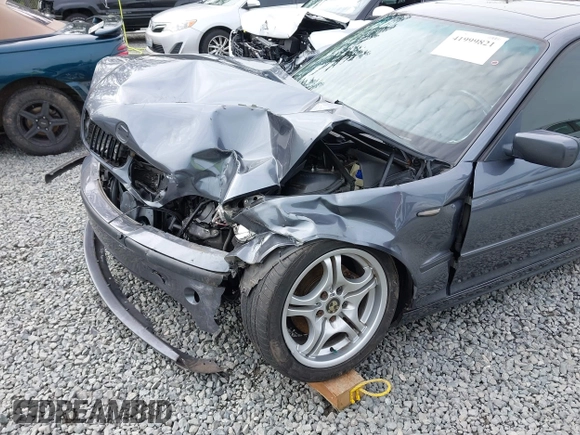 2002 BMW 3 Series 325xi with VIN WBAEU33412PF64275, listed as a IAAI auction lot 41999821 with 171,348 mi miles and . Bid and sale history available at DreamBid. Image 6.