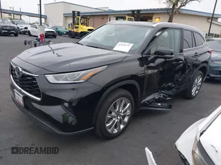 2023 Toyota Highlander L with VIN 5TDKDRAHXPS516220, listed as a IAAI auction lot 42152777 with 19,263 mi miles and . Bid and sale history available at DreamBid. Image 2.