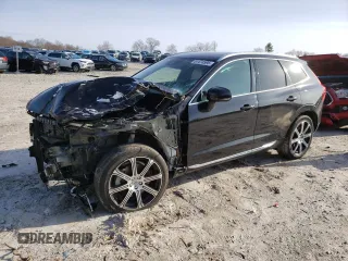 2018 Volvo XC60 Inscription with VIN YV4A22RL8J1016625, listed as a Copart auction lot 51474595 with 42,343 mi miles and Salvage Title. Bid and sale history available at carsss.com. Image 1.