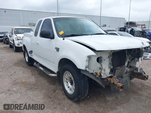 2001 Ford F-150 XL with VIN 2FTRX07L21CA73710, listed as a IAAI auction lot 41934098 with 1 mi miles. Bid and sale history available at carsss.com. Image 1.