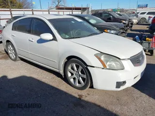 2008 Nissan Maxima SE z VIN 1N4BA41E98C824988, wystawiony jako IAAI lot #41657358 z przebiegiem 176 221 mil mil oraz . Historia ofert i sprzedaży dostępna na DreamBid. Obrazek 1.