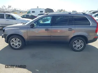 2010 Volvo XC90 I6 with VIN YV4982CZXA1561577, listed as a IAAI auction lot 41958498 with 97,376 mi miles. Bid and sale history available at carsss.com. Image 15.
