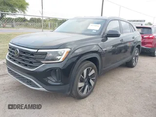 2024 Volkswagen Atlas SE с VIN 1V2WE2CA6RC202251, выставлен на аукционе IAAI как лот 42036596 с пробегом 13 531 миль миль и . История ставок и продаж доступна на DreamBid. Изображение 2.