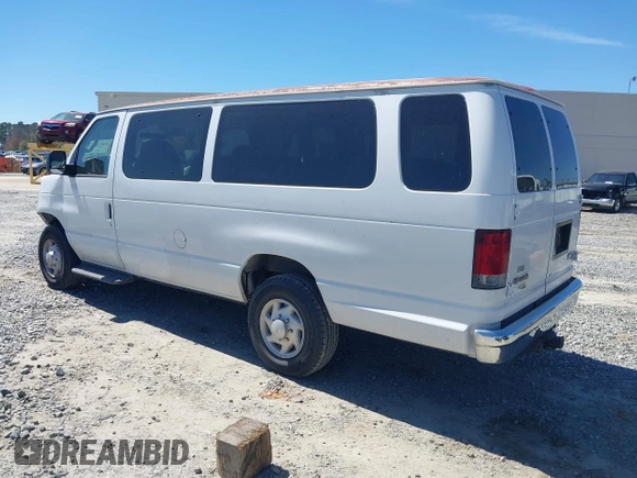 2006 Ford Econoline Passenger XL with VIN 1FBSS31L36DA88609, listed as a IAAI auction lot 41817356 with 45,454 mi miles and . Bid and sale history available at DreamBid. Image 3.