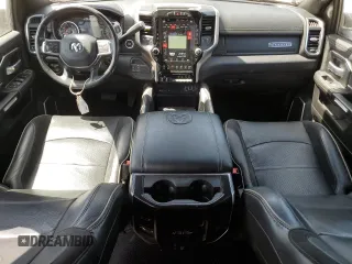 2019 Ram 2500 Laramie with VIN 3C6UR5FL5KG652706, listed as a Copart auction lot 48229915 with 83,245 mi miles and Salvage Title. Bid and sale history available at carsss.com. Image 8.