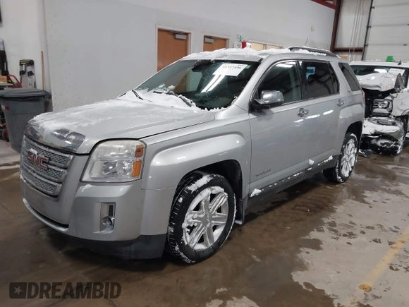 2012 GMC Terrain SLT-1 with VIN 2GKFLVE53C6251811, listed as a IAAI auction lot 41357496 with 152,772 mi miles. Bid and sale history available at carsss.com. Image 2.