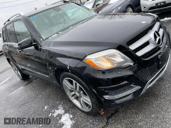 2013 Mercedes-Benz GLK with VIN WDCGG8JB0DF983820, listed as a Copart auction lot 55112155 with 141,094 mi miles and Clean Title. Bid and sale history available at carsss.com. Image 1.