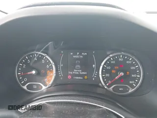 2017 Jeep Renegade Altitude with VIN ZACCJBBB8HPF83864, listed as a IAAI auction lot 42392202 with 115,648 mi miles and . Bid and sale history available at DreamBid. Image 7.