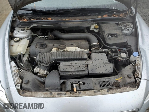 2011 Volvo C70 T5 with VIN YV1672MC7BJ109858, listed as a Copart auction lot 49588955 with 69,990 mi miles and Salvage Title. Bid and sale history available at carsss.com. Image 11.