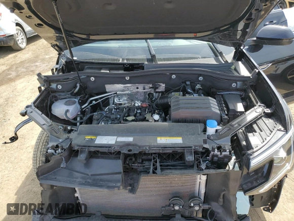 2025 Volkswagen Atlas SE with VIN 1V2WE2CAXSC201609, listed as a Copart auction lot 50096175 with 9,408 mi miles and Clean title. Bid and sale history available at DreamBid. Image 12.