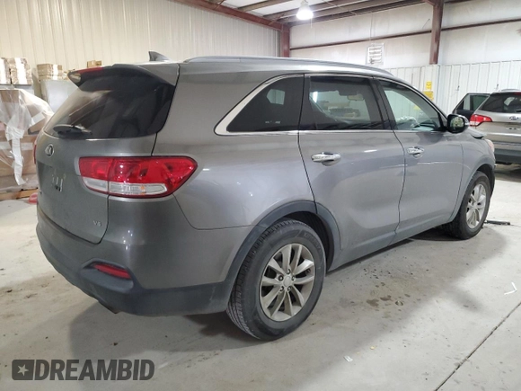 2016 Kia Sorento LX with VIN 5XYPG4A59GG070161, listed as a Copart auction lot 45686555 with 117,442 mi miles and Salvage Title. Bid and sale history available at carsss.com. Image 3.