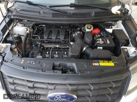 2017 Ford Police Interceptor Utility z VIN 1FM5K8AR5HGB82630, wystawiony jako Copart lot #68521234 z przebiegiem 116 121 mil mil oraz Szkody całkowita. Historia ofert i sprzedaży dostępna na DreamBid. Obrazek 12.