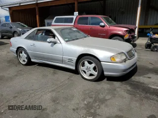 1999 Mercedes-Benz SL 500 z VIN WDBFA68F3XF178333, wystawiony jako Copart lot #49852355 z przebiegiem 177 939 mil mil oraz Szkoda całkowita • Salvage title. Historia ofert i sprzedaży dostępna na DreamBid. Obrazek 4.