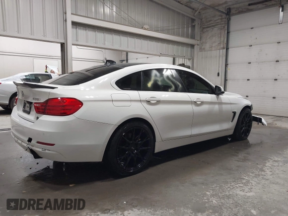 2016 BMW 4 Series 435i xDrive с VIN WBA4B3C55GG528927, выставлен на аукционе IAAI как лот 40683095 с пробегом 105 611 миль миль и . История ставок и продаж доступна на DreamBid. Изображение 4.
