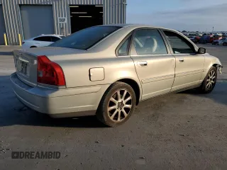 2004 Volvo S80 with VIN YV1TS59H741369185, listed as a Copart auction lot 70324584 with 166,943 mi miles and Salvage Title. Bid and sale history available at carsss.com. Image 3.
