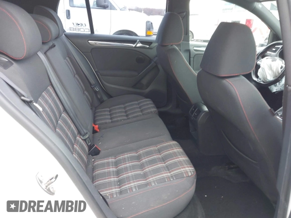 2012 Volkswagen GTI w/Sunroof & Navi PZEV с VIN WVWGD7AJ3CW229731, выставлен на аукционе IAAI как лот 41875537 с пробегом 134 174 миль миль и . История ставок и продаж доступна на DreamBid. Изображение 8.