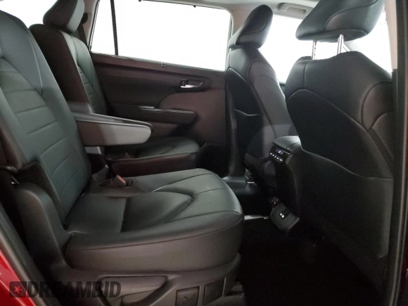 2024 Toyota Highlander LE with VIN 5TDKDRBHXRS545363, listed as a Copart auction lot 60796965 with 23,938 mi miles and Clean title. Bid and sale history available at DreamBid. Image 11.